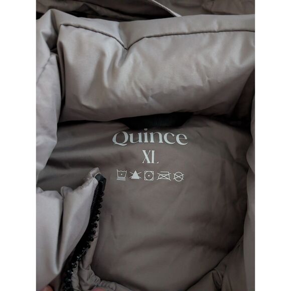 NWOT Quince Responsible Down Puffer Jacket in Beige Gray, XL (A6) - Picture 3 of 5